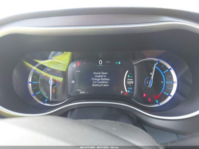 2024 CHRYSLER PACIFICA HYBRID 2C4RC1S7XRR200143 Photo 6