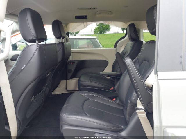 2024 CHRYSLER PACIFICA HYBRID 2C4RC1S7XRR200143 Photo 7