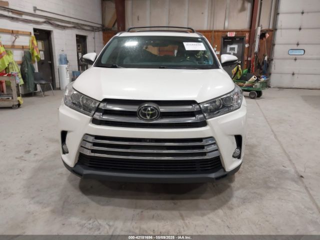 5TDDZRFH3JS827093 Toyota Highlander Limited Platinum