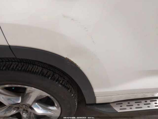 5TDDZRFH3JS827093 Toyota Highlander Limited Platinum