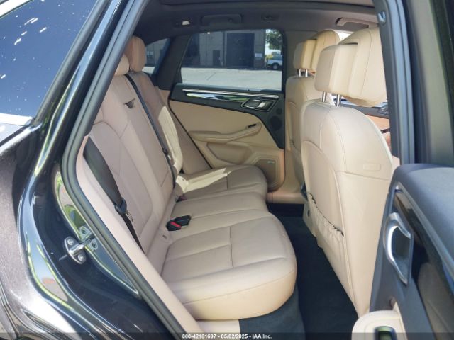 2022 PORSCHE MACAN WP1AG2A53NLB21728 Photo 7