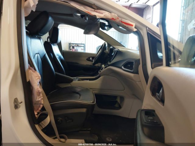 2022 CHRYSLER PACIFICA 2C4RC1GG6NR147220 Photo 4