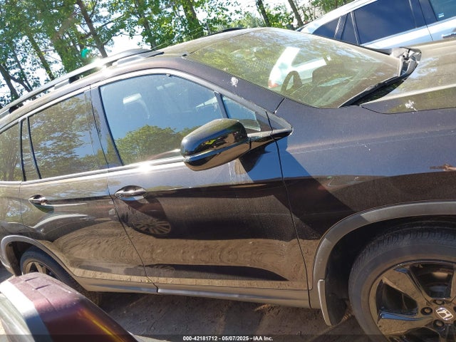 5FNYF8H03MB026880 Honda Passport Awd Elite