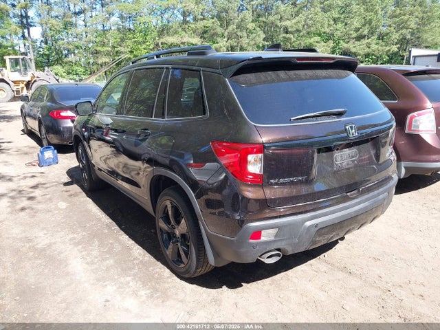 5FNYF8H03MB026880 Honda Passport Awd Elite