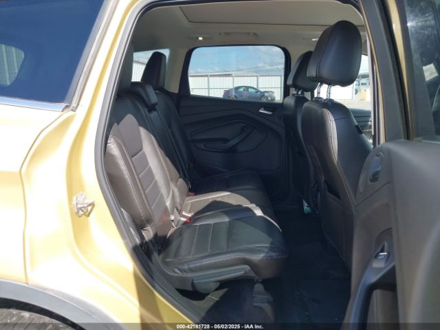 1FMCU9G99EUD34596 Ford ESCAPE SE