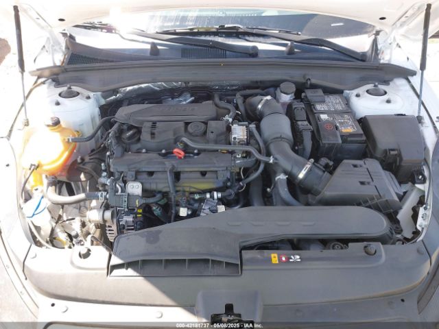 5XXG14J21NG159795 KIA K5 LXS