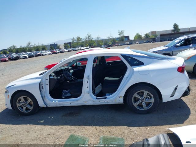 5XXG14J21NG159795 KIA K5 LXS