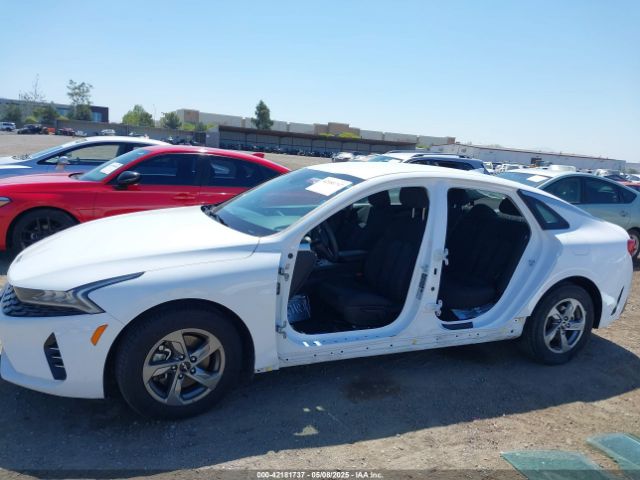 5XXG14J21NG159795 KIA K5 LXS