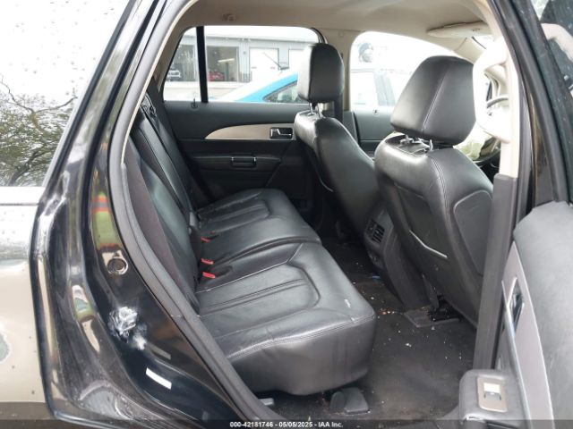 2LMDJ8JK0EBL14413 Lincoln MKX