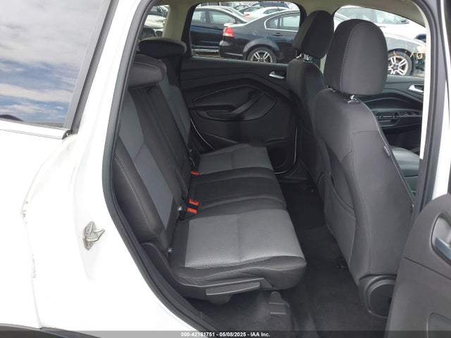 1FMCU0GD8HUE39991 Ford ESCAPE SE
