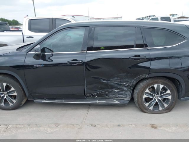 5TDGARAH6MS504009 Toyota Highlander Hybrid Xle