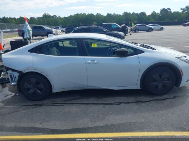 JTDACAAU4P3003995 Toyota Prius Le