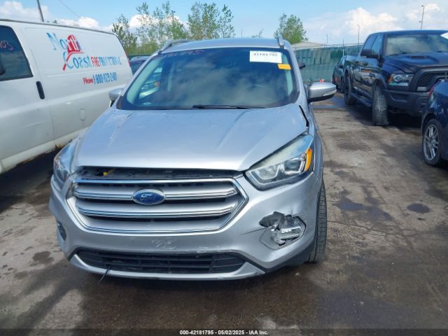 1FMCU0JD0HUD09406 Ford Escape Titanium