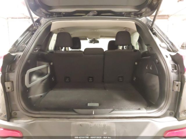 1C4PJMCB6HD227326 Jeep Cherokee Latitude 4x4