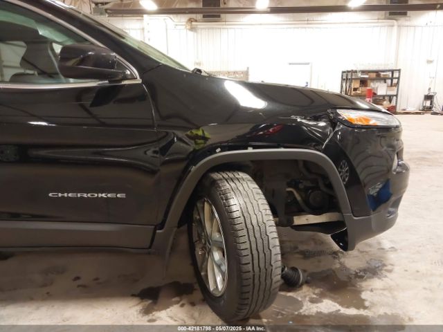 1C4PJMCB6HD227326 Jeep Cherokee Latitude 4x4