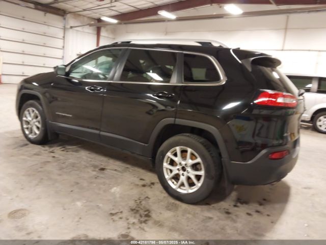 1C4PJMCB6HD227326 Jeep Cherokee Latitude 4x4