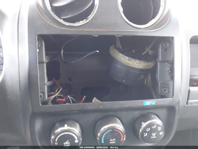 1C4NJRBB1ED811019 Jeep Patriot Sport