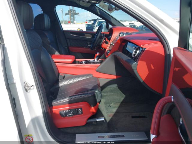 2019 BENTLEY BENTAYGA SJAAM2ZV5KC026308 Photo 4