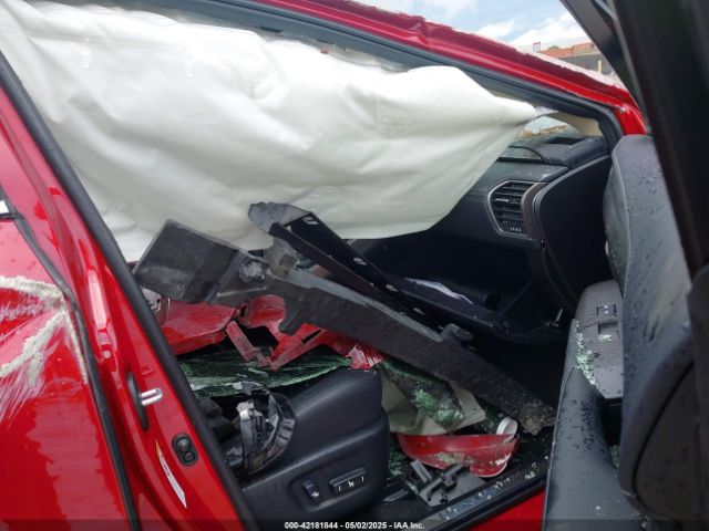 JTJYARBZ7F2014701 Lexus NX 200T