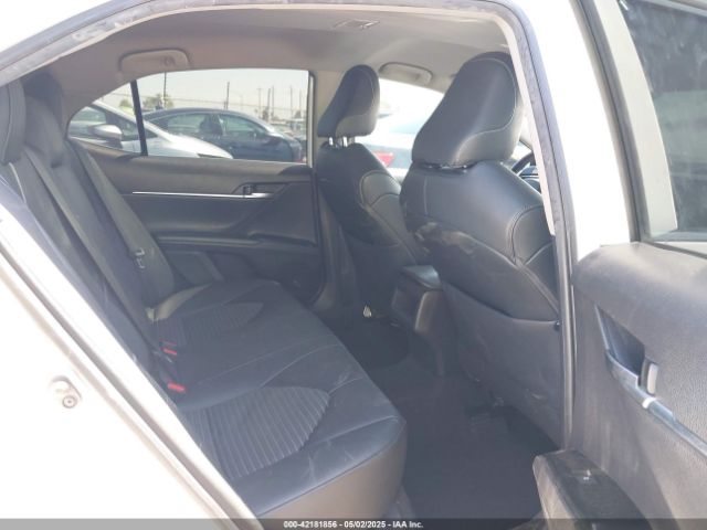 4T1B11HK8KU789264 Toyota CAMRY SE