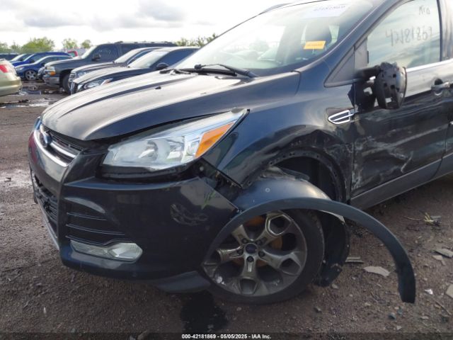 1FMCU0JX1FUC77685 Ford Escape Titanium