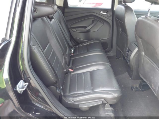 1FMCU0JX1FUC77685 Ford Escape Titanium