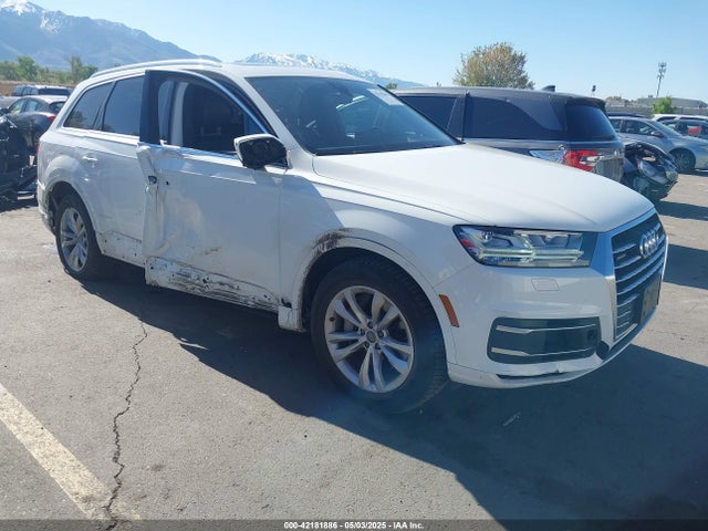 2019 AUDI Q7 WA1LAAF72KD034421 Photo 0