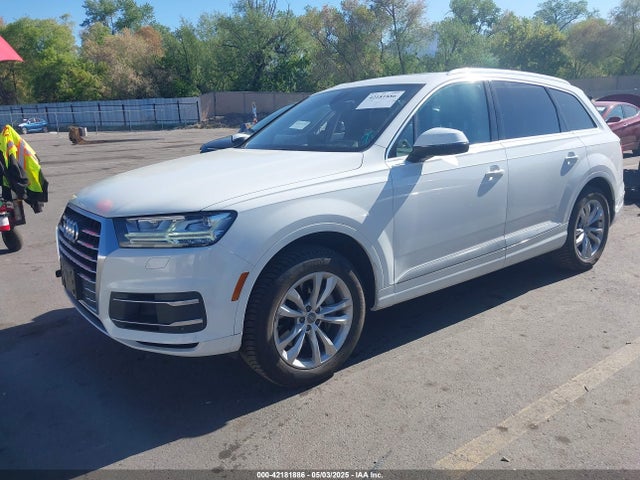 2019 AUDI Q7 WA1LAAF72KD034421 Photo 1