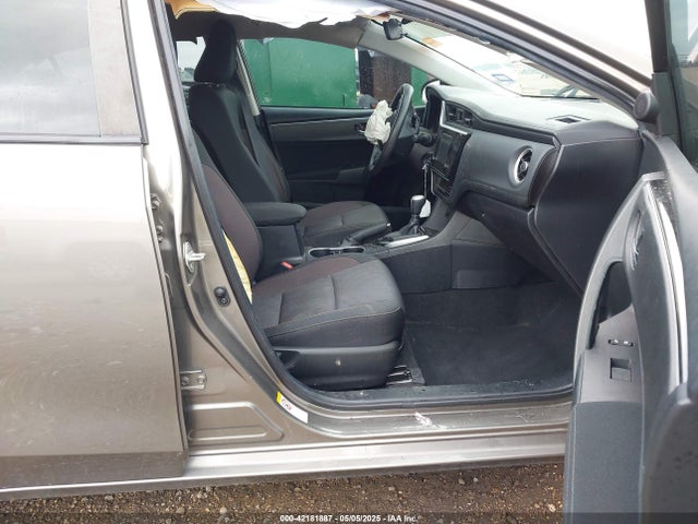 2T1BURHE9KC160145 Toyota COROLLA LE