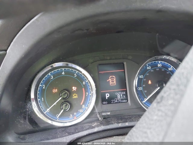 2T1BURHE9KC160145 Toyota COROLLA LE