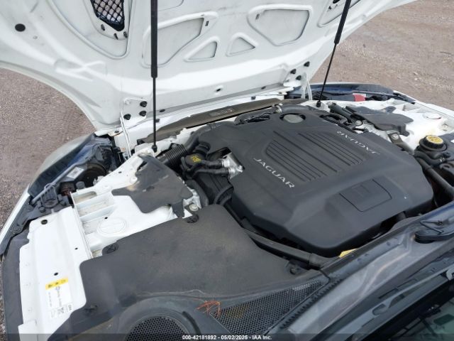 2016 JAGUAR F-TYPE SAJWJ6BV9G8K22794 Photo 9