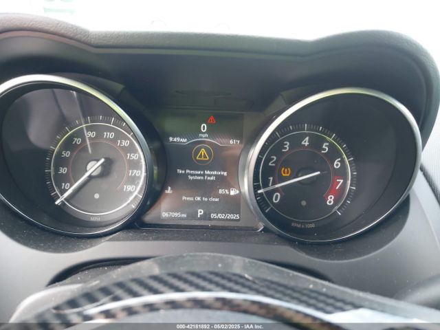 2016 JAGUAR F-TYPE SAJWJ6BV9G8K22794 Photo 6