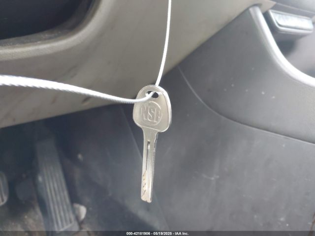KNDPMCAC9K7590335 KIA Sportage Lx