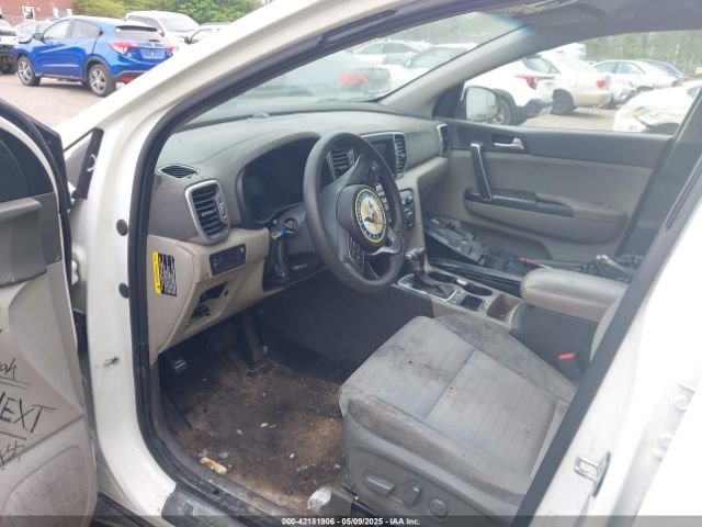 KNDPMCAC9K7590335 KIA Sportage Lx