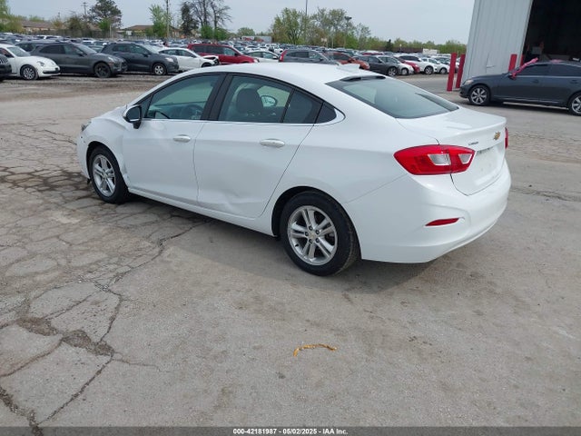 1G1BE5SM0H7180308 Chevrolet Cruze Lt Auto