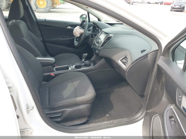 1G1BE5SM0H7180308 Chevrolet Cruze Lt Auto