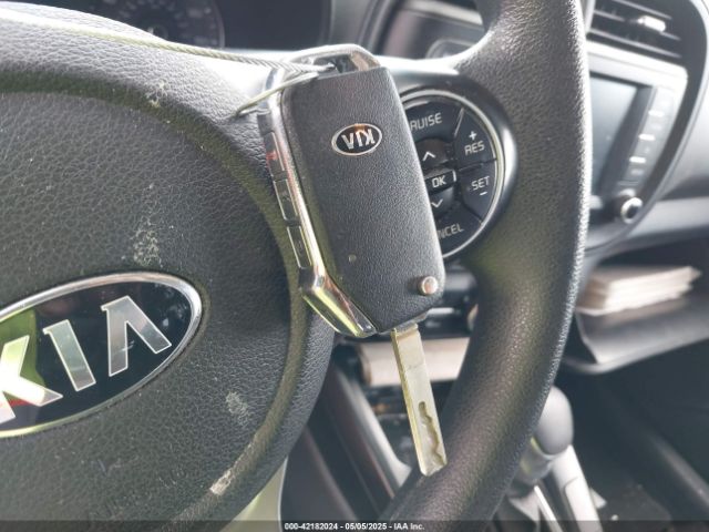 KNDJ23AUXL7060476 KIA SOUL S