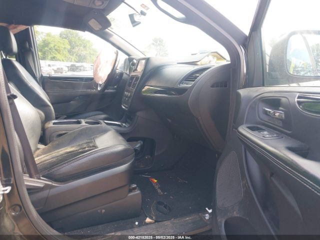 2C4RDGCG3FR725586 Dodge Grand Caravan Sxt Plus