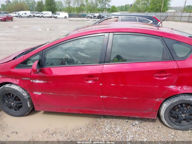 JTDKN3DU5F0460868 Toyota Prius Three