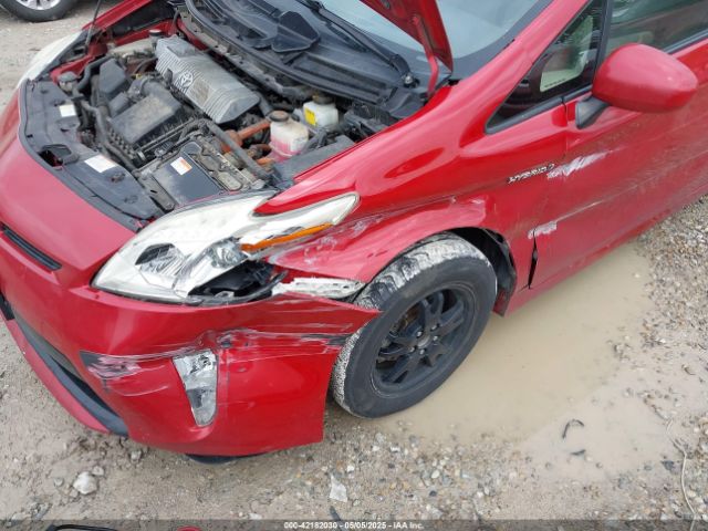 JTDKN3DU5F0460868 Toyota Prius Three