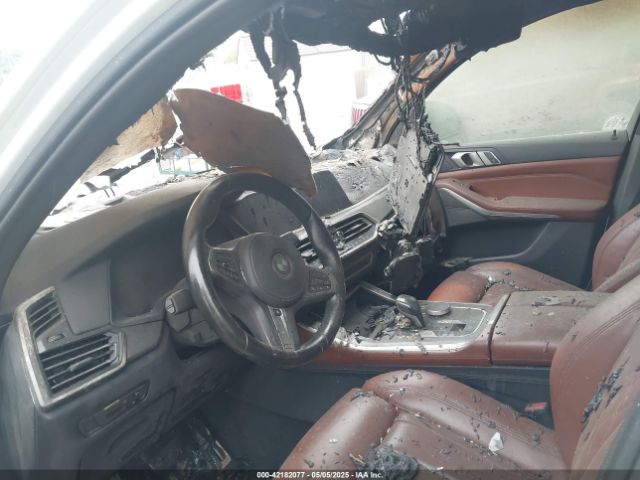 5UXJU2C5XKLN64637 BMW X5