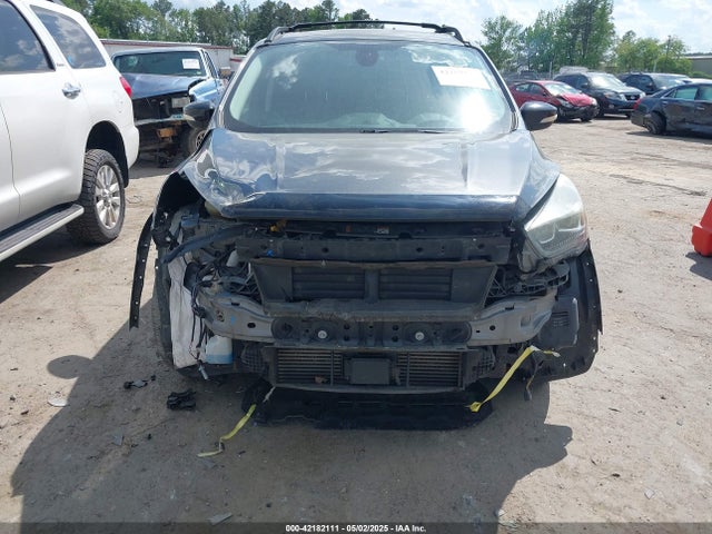 1FMCU9J94HUA47678 Ford Escape