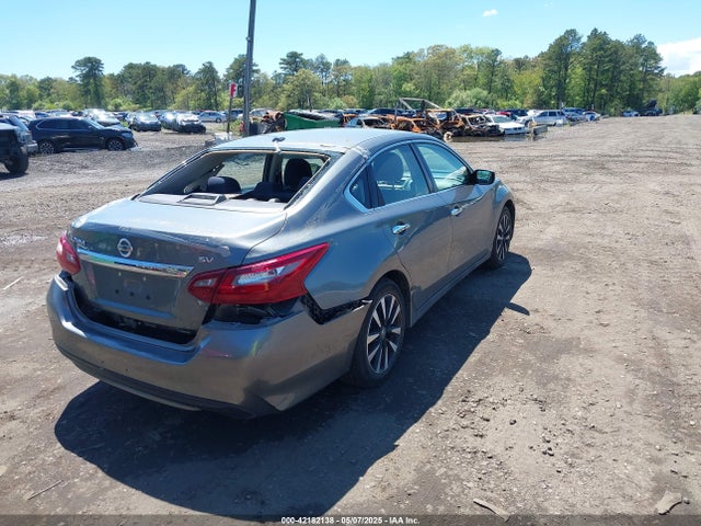 1N4AL3APXJC178352 Nissan Altima 2.5 Sv