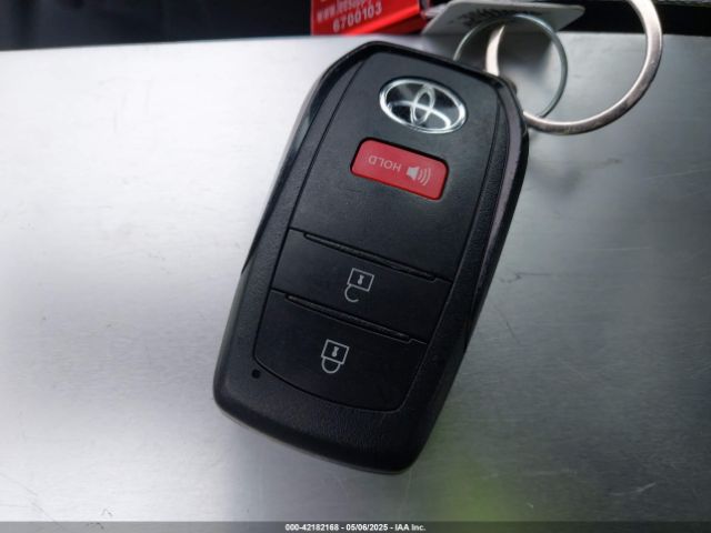 JTDACAAU6R3038492 Toyota PRIUS XLE