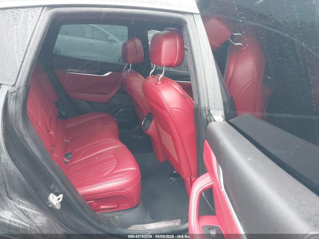 ZN661YUS0HX221892 Maserati m156e