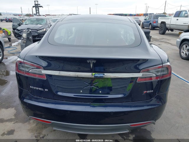 Tesla Model S P85 2014 5YJSA1H10EFP30234 Image 16