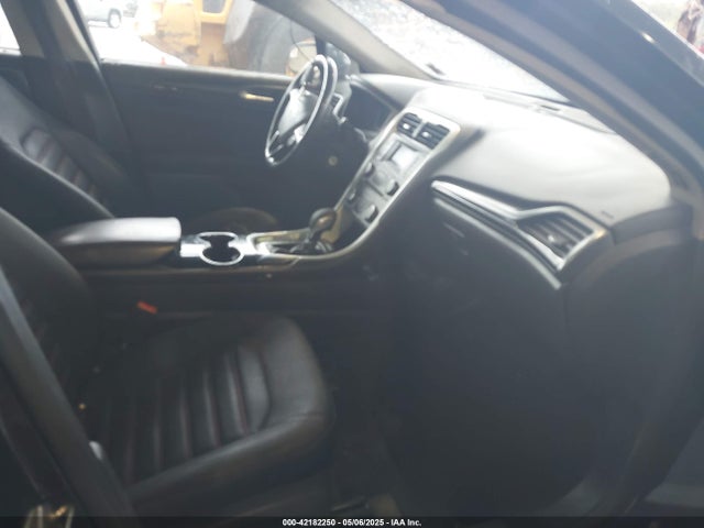 3FA6P0HD5ER163351 Ford FUSION SE