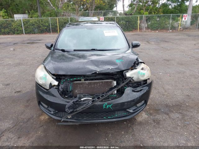 KNAFX4A83E5060153 KIA FORTE EX