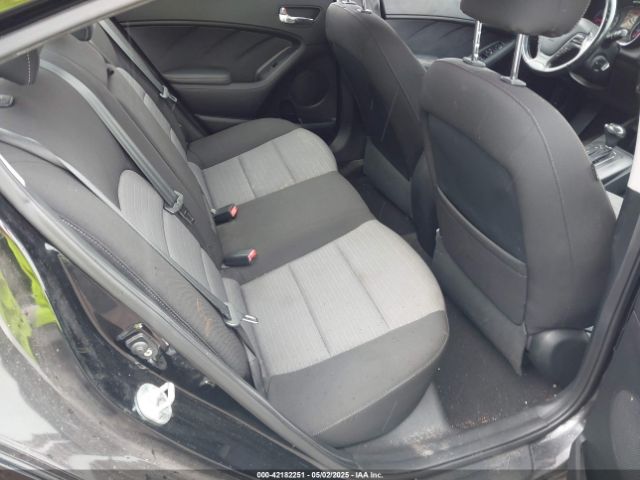KNAFX4A83E5060153 KIA FORTE EX