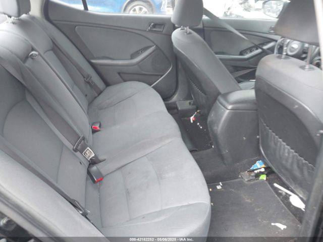 KNAGM4A73F5651590 KIA Optima Lx